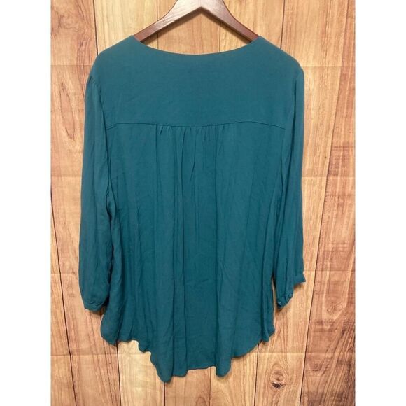 Torrid 2X Blouse NWT Teal Georgette Flowy Chiffon Blouse 3/4 Sleeve Gold Keyhole - Picture 8 of 9